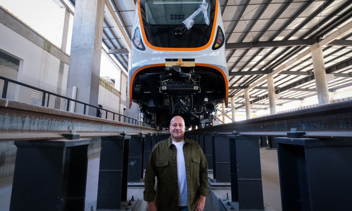 Enrique Alfaro en Mi Tren