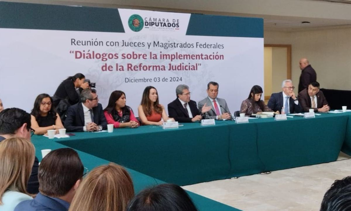 Jueces y magistrados se reunieron este lunes con el presidente de la Jucopo y el presidente de la Mesa Directiva de San Lázaro.