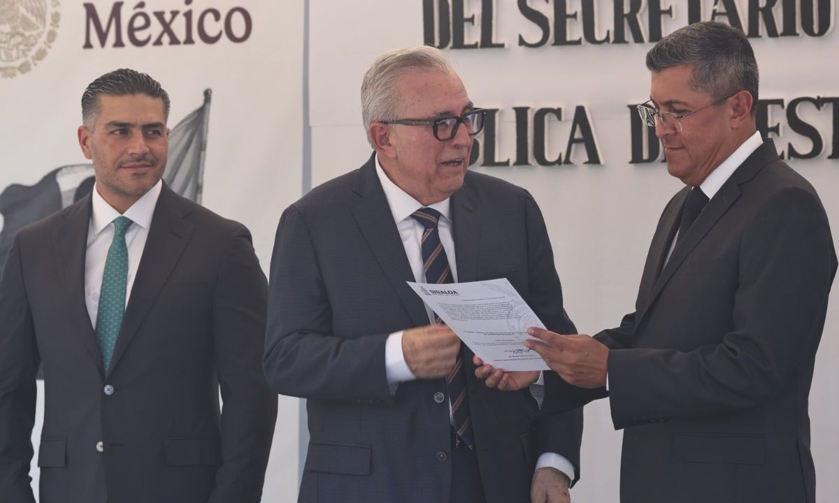 Omar García Harfuch ofreció el respaldo del Gobierno federal al nuevo titular de la Secretaría de Seguridad de Sinaloa, Óscar Rentería.