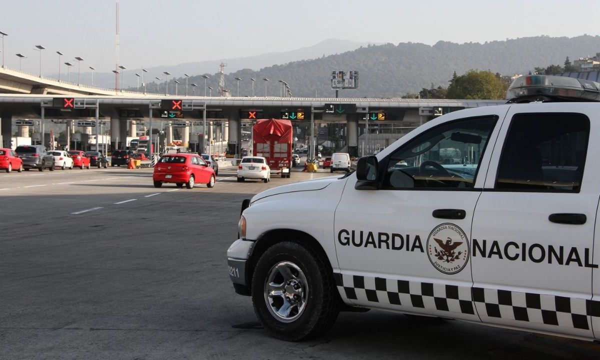 El comandante de la Guardia Nacional, Hernán Cortés, aseguró que se fortalece la presencia de la GN en la carretera México-Cuernavaca.