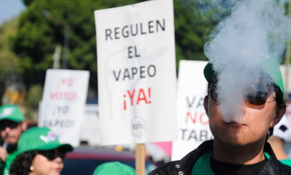 Senado avanza en comisiones prohibir vapeadores