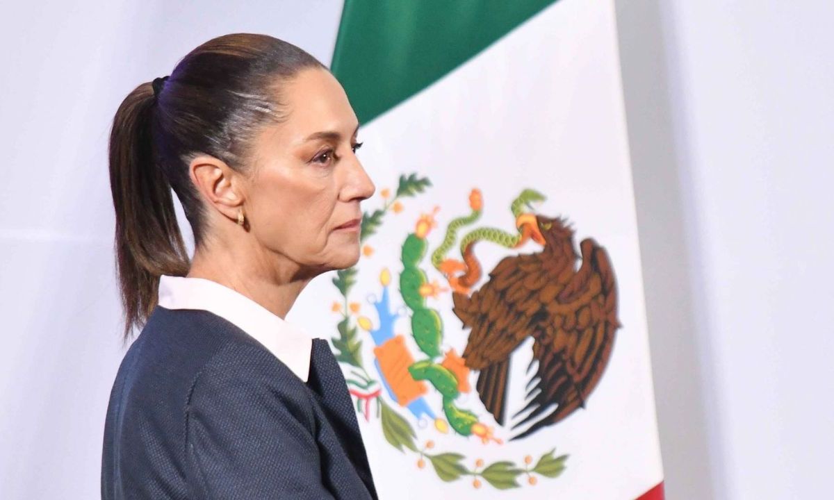 La presidenta de México durante la mañanera de noviembre