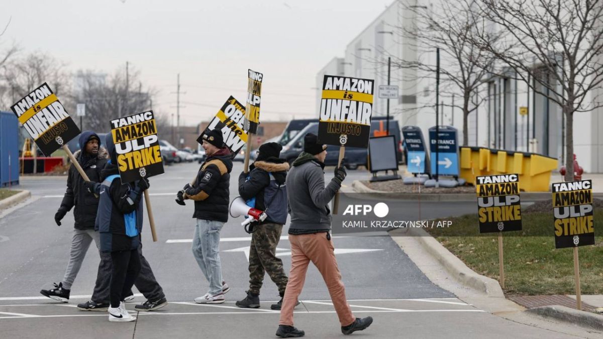 Trabajadores de amazon se van a huelga