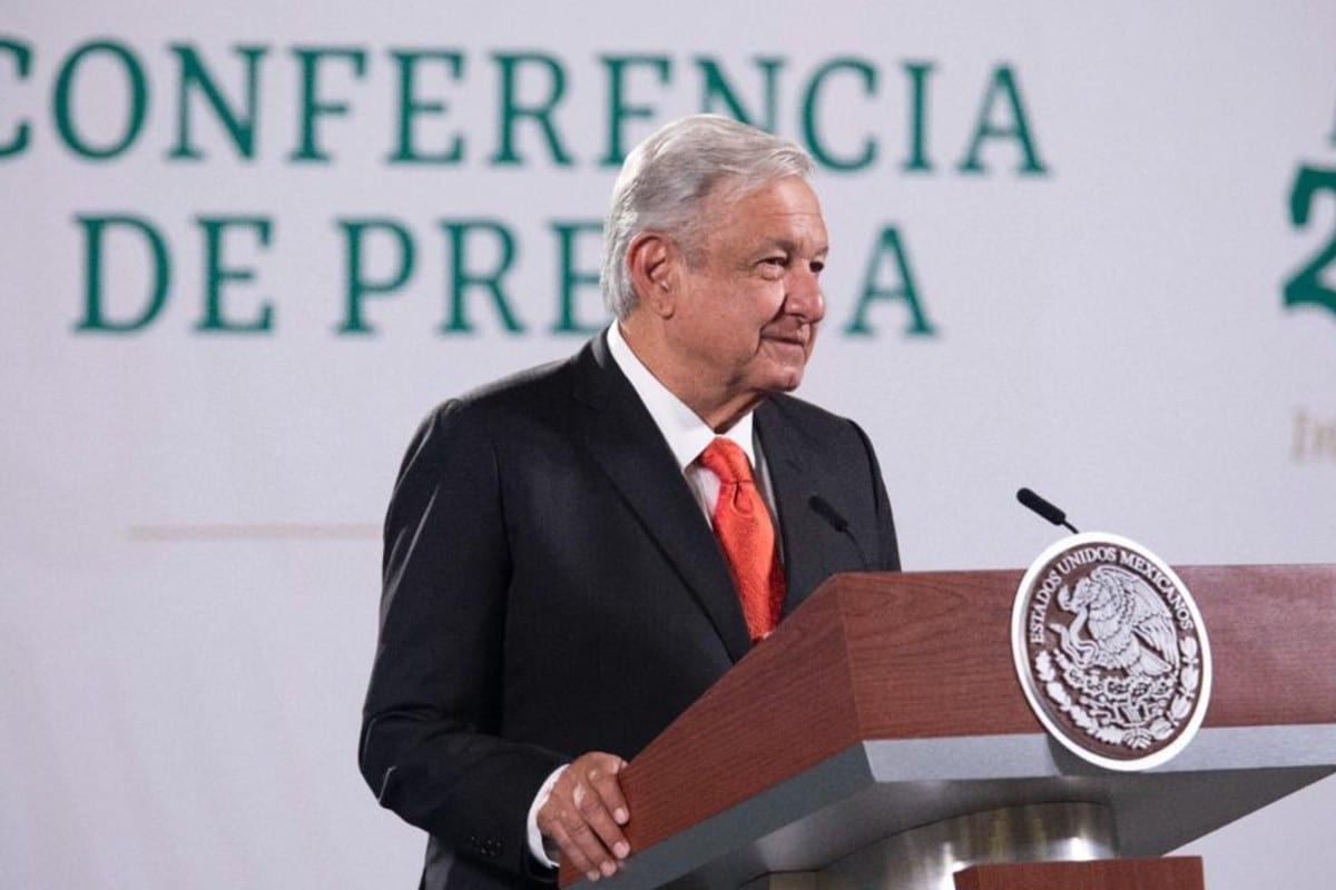 AMLO señaló que la situación es una violación a sus derechos humanos.