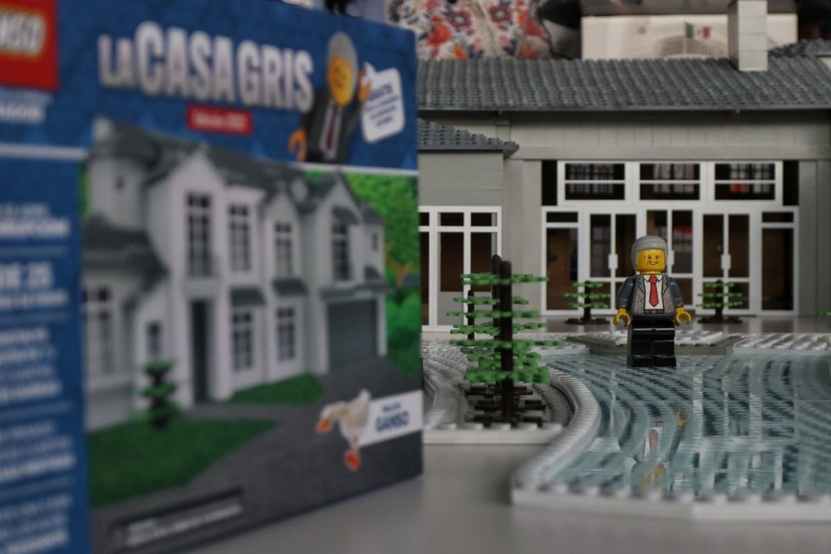 Foto:Cuartoscuro|Qué creativos, ternuritas, dice AMLO sobre lego de la Casa Gris