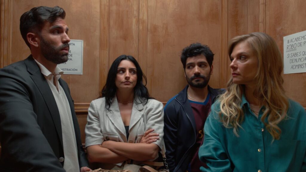 La serie narra la historia de dos enamorados que tras hacer match en una aplicación de citas, descubren que pronto serán vecinos también