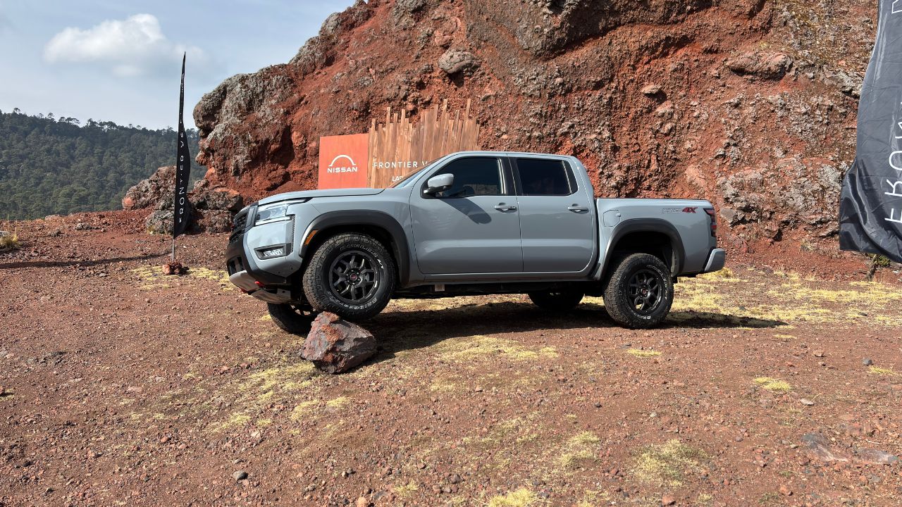 La fabricante japonesa presenta Nissan Frontier V6 Pro – 4X 2025, una pick up versátil, potente y segura. Conócela.