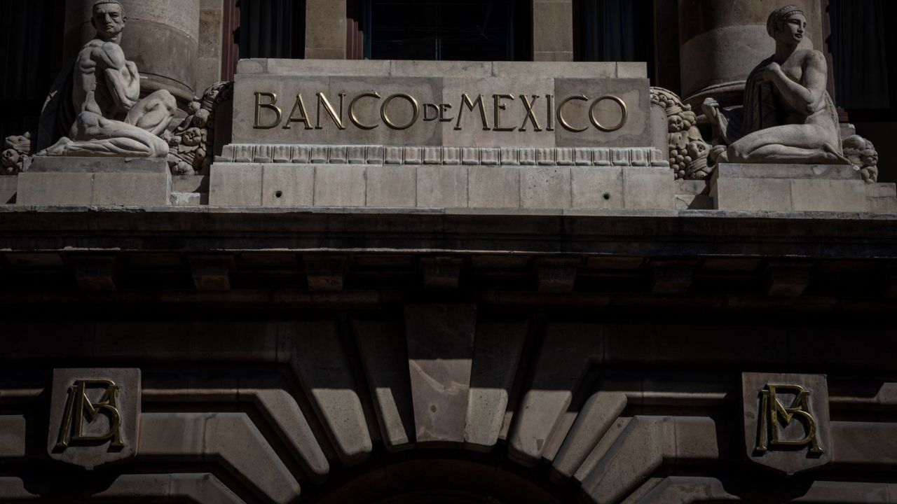 Fachada de las oficinas del del Banco de México (Banxico), organismo que proyecta PIB de 1% para México en 2025.