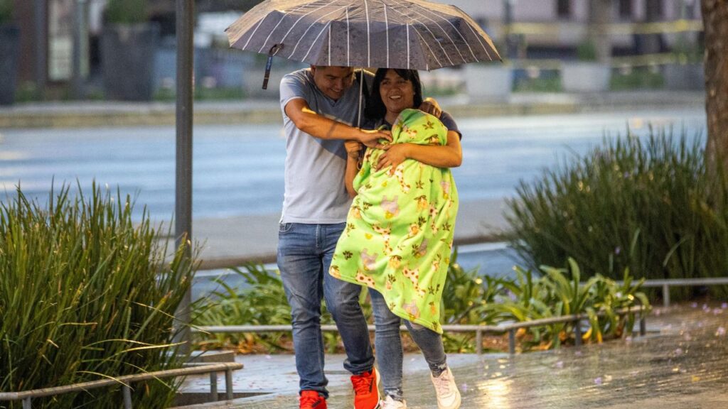 En 6 alcaldías se activó la alerta amarilla, tras la presencia de lluvias fuertes durante la noche de hoy