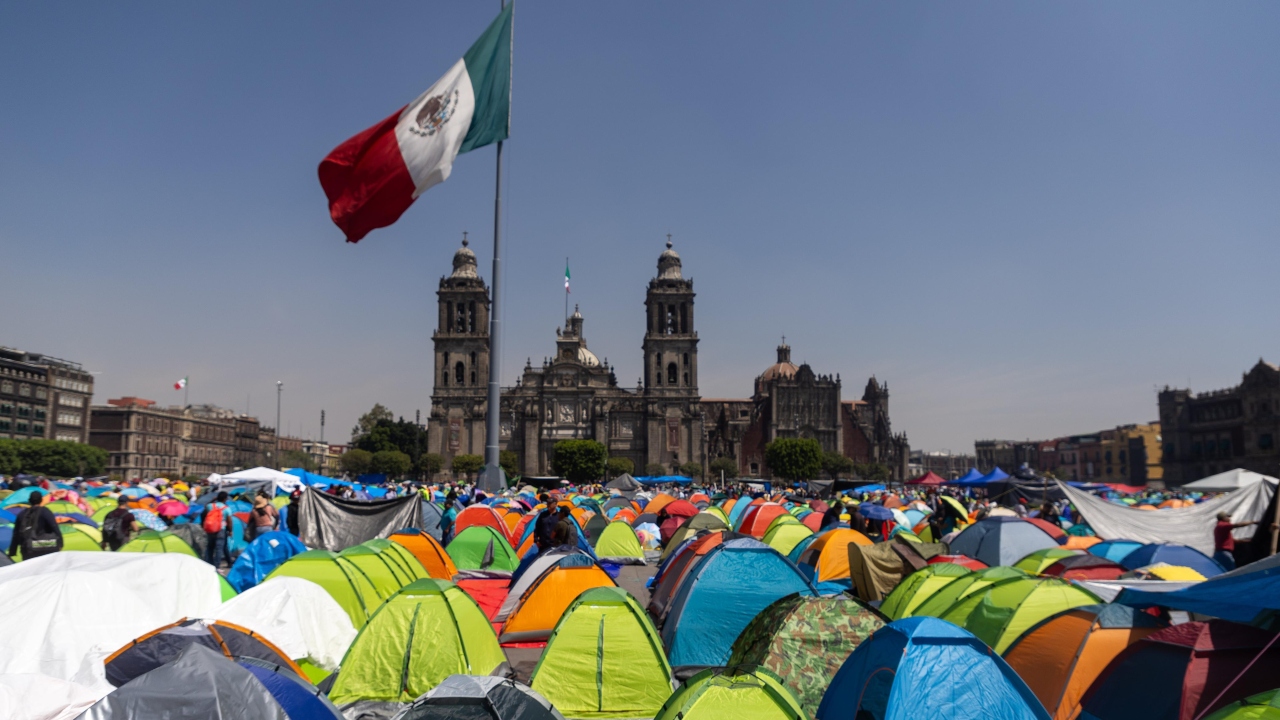 Foto: Miguel Martínez/ Plantón de la CNTE en el Zócalo