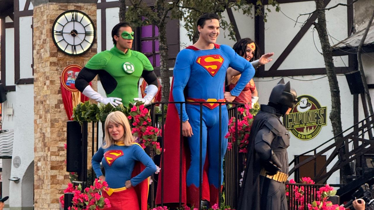 Six Flags México ha preparado más de 13 shows en vivo