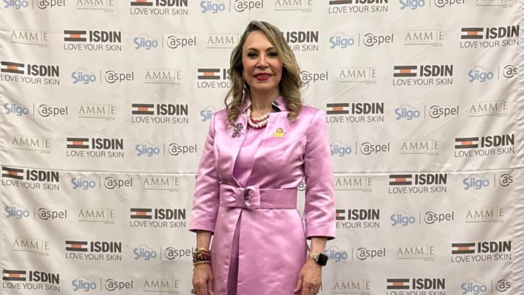 Sonia Garza, presidenta de AMMJE, destacó la importancia de reconocer el papel clave de las mujeres en el crecimiento económico de México.