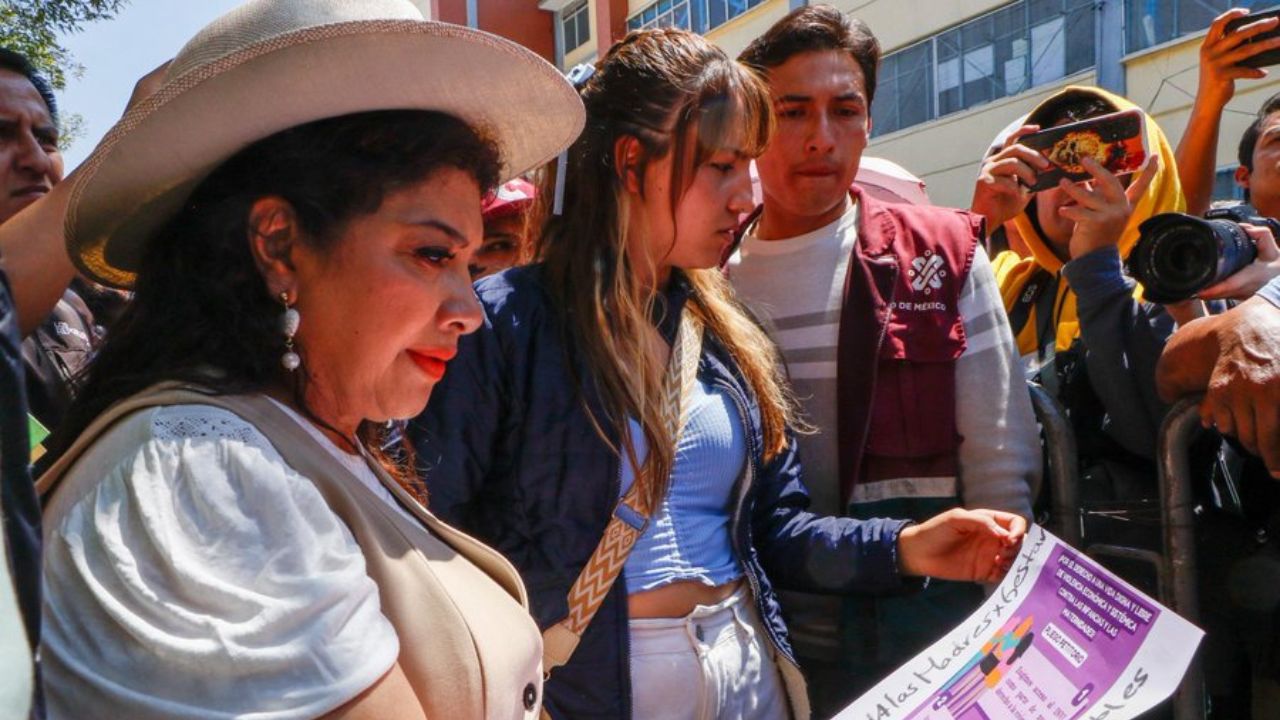 Clara Brugada garantizó que destinarán 3 millones 50 mil pesos sólo para la iluminación de Tepito e implementarán otros programas. 