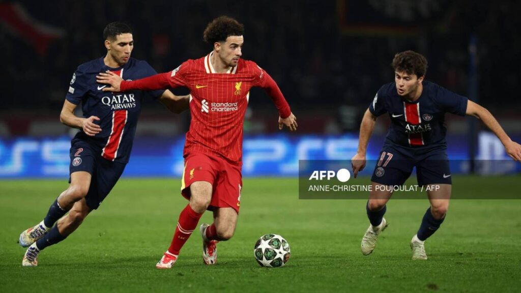Partido entre PSG y Liverpool de la ida de los octavos de final de la Champions League.