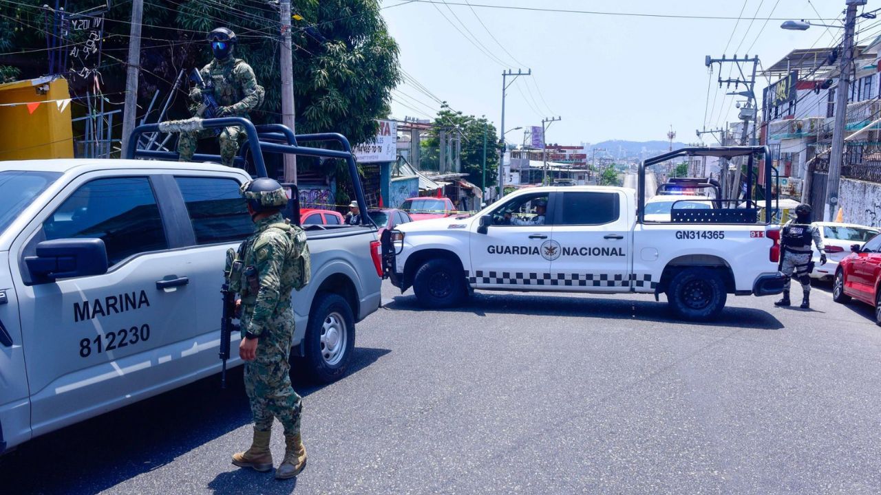 Un menor de 16 años, identificado como Jairo “N”, murió a balazos en la colonia Renacimiento, en la periferia del puerto de Acapulco.
