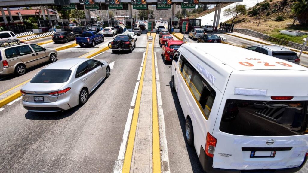  El costo de las casetas varia depende de la unidad que transite por la autopista o carretera.