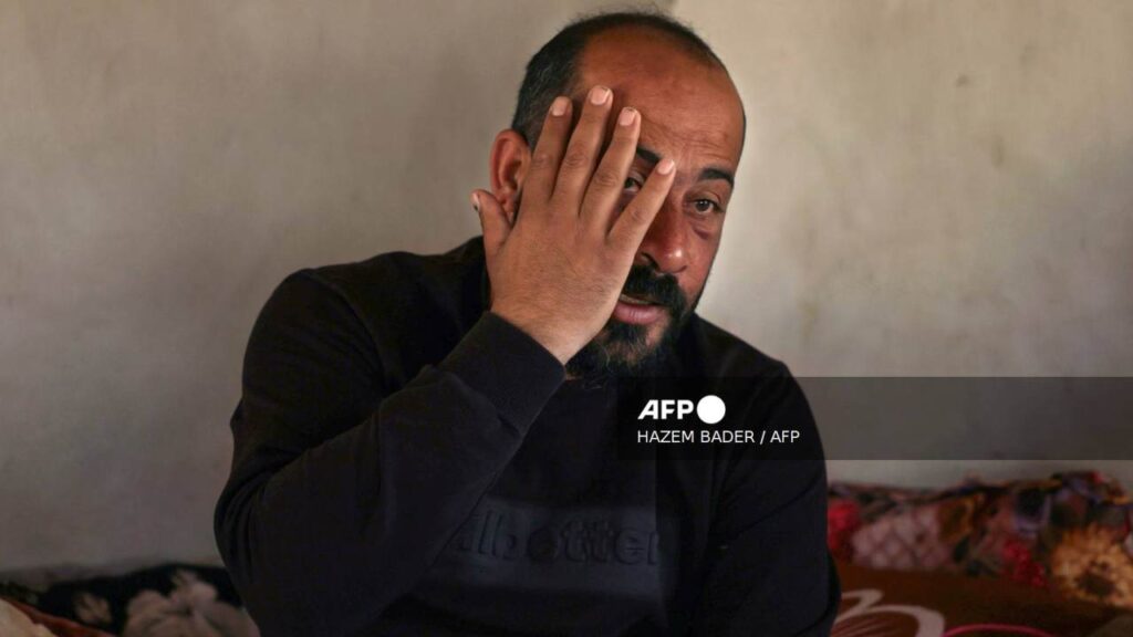  Hamdan Ballal dijo que fue agredido por colonos israelíes y detenido a punta de pistola por soldados en Cisjordania.