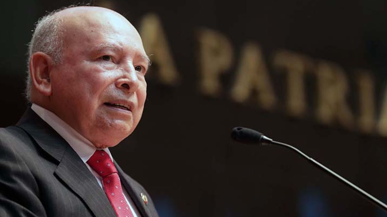 CEN del PRI remueve a Manuel Cavazos tras polémicas declaratorias