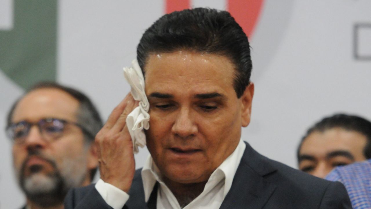 Silvano Aureoles, ex gobernador de Michoacán, de quien Sheinbaum desconoce si se encuentra detenido.