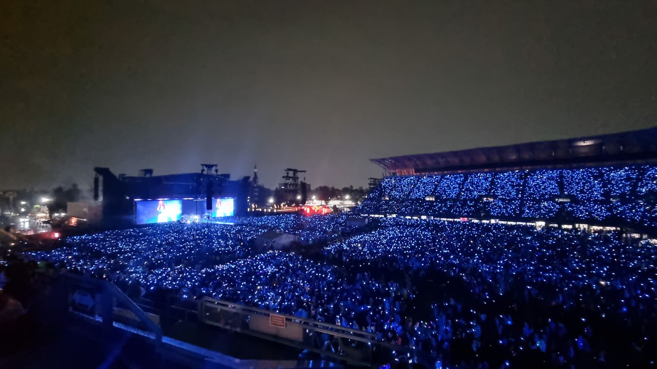 El cuarto concierto de Las mujeres ya no lloran world tour representa la mitad del camino de Shakira hacia el récord de asistencia en el GNP.