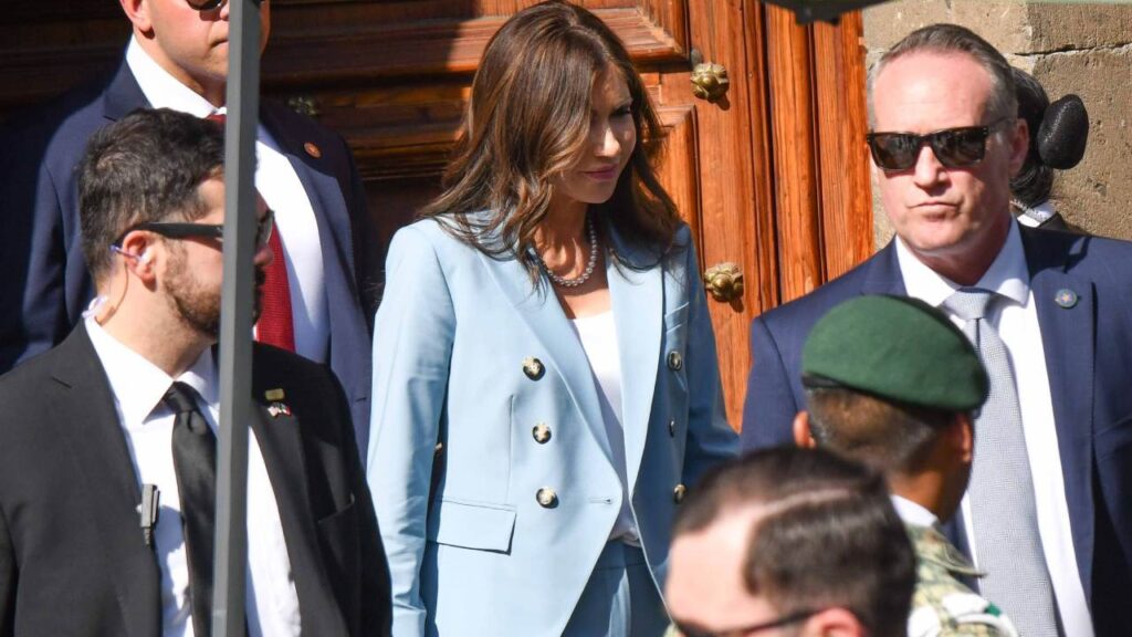 Claudia Sheinbaum se reunió con Kristi Noem en Palacio Nacional.