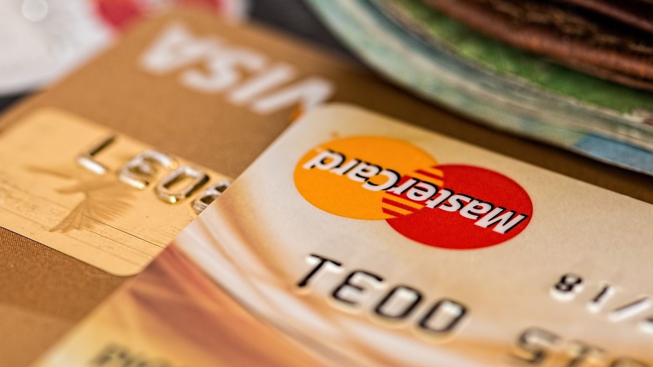 Banamex emitió siete consejos para aliviar la resaca financiera tras la Semana Santa.