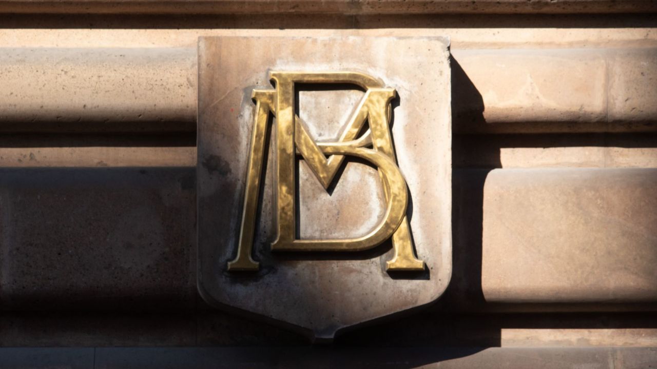 Existe la posibilidad de que la percepción de riesgo en materia comercial se modere: Banxico.