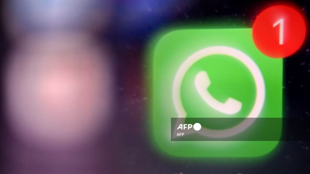 WhatsApp es una de las mensajerías instantáneas más comunes, pero como toda red social, está expuesta a los riesgos cibernéticos.