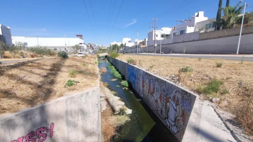 La CEA de San Luis Potosí informó que a raíz de obras en el Himalaya, agravó la contaminación del parque Tangamanga 1.
