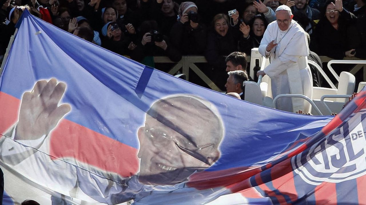 San Lorenzo de Almagro se despide del Papa Francisco