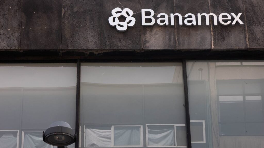 Banamex proyectó que debido a la depreciación cambiaria de la paridad peso dólar, Banxico cuenta con un remanente de hasta 0.3% del PIB.