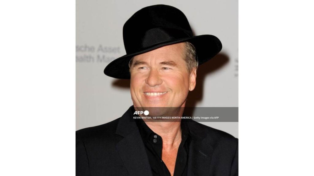 El actor Val Kilmer interpretó al personaje de "Batman".