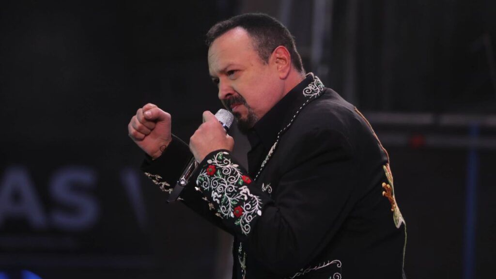  Pepe Aguilar asegura que no habló más de la presidenta de México.