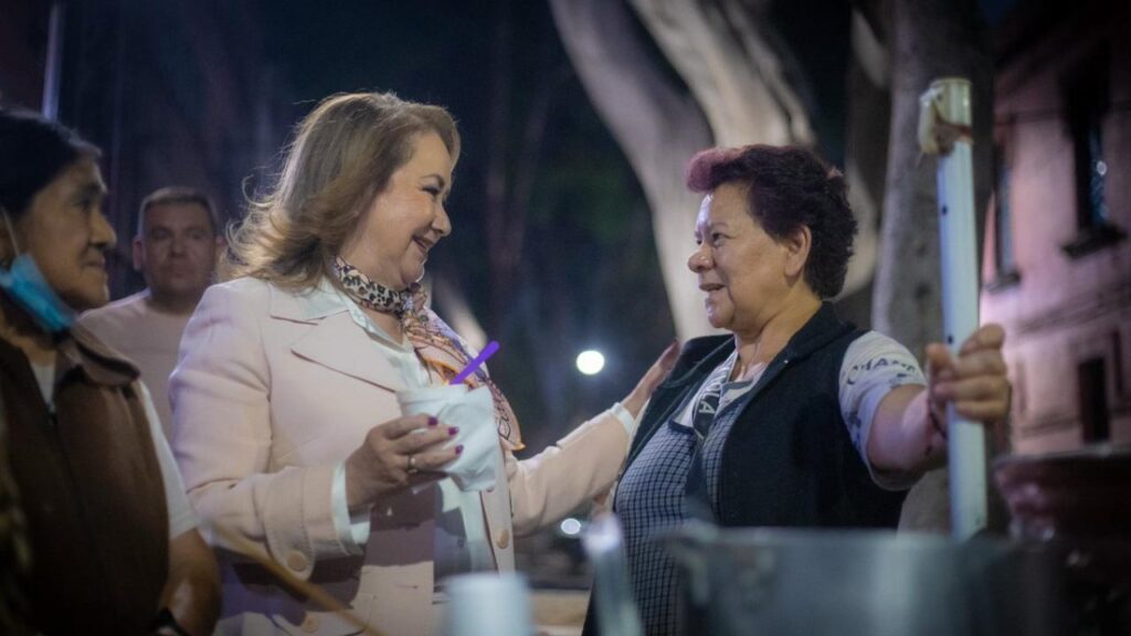 Yasmín Esquivel se reunió con vecinas y vecinos de la alcaldía Cuauhtémoc.
