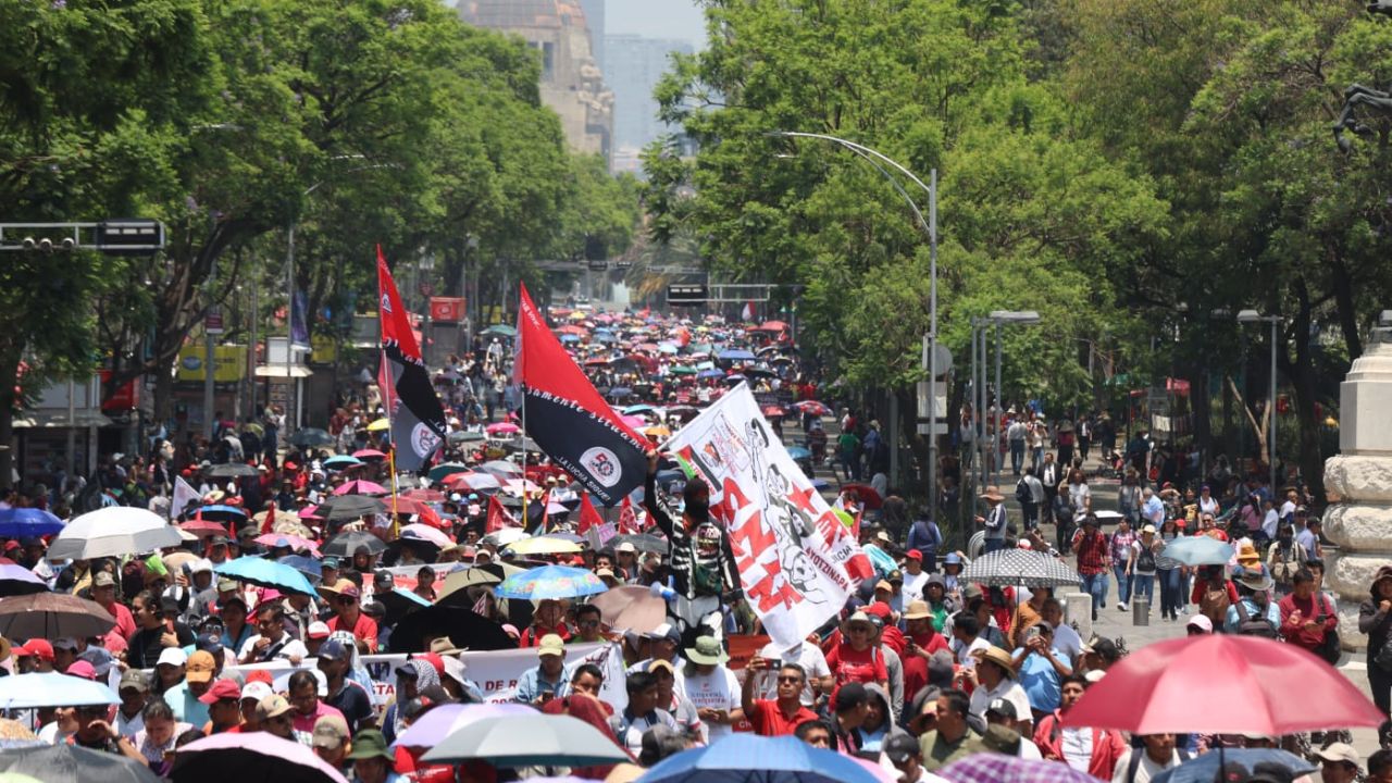 La CNTE mantiene plantón en el Zócalo; anuncian marchas para este sábado  