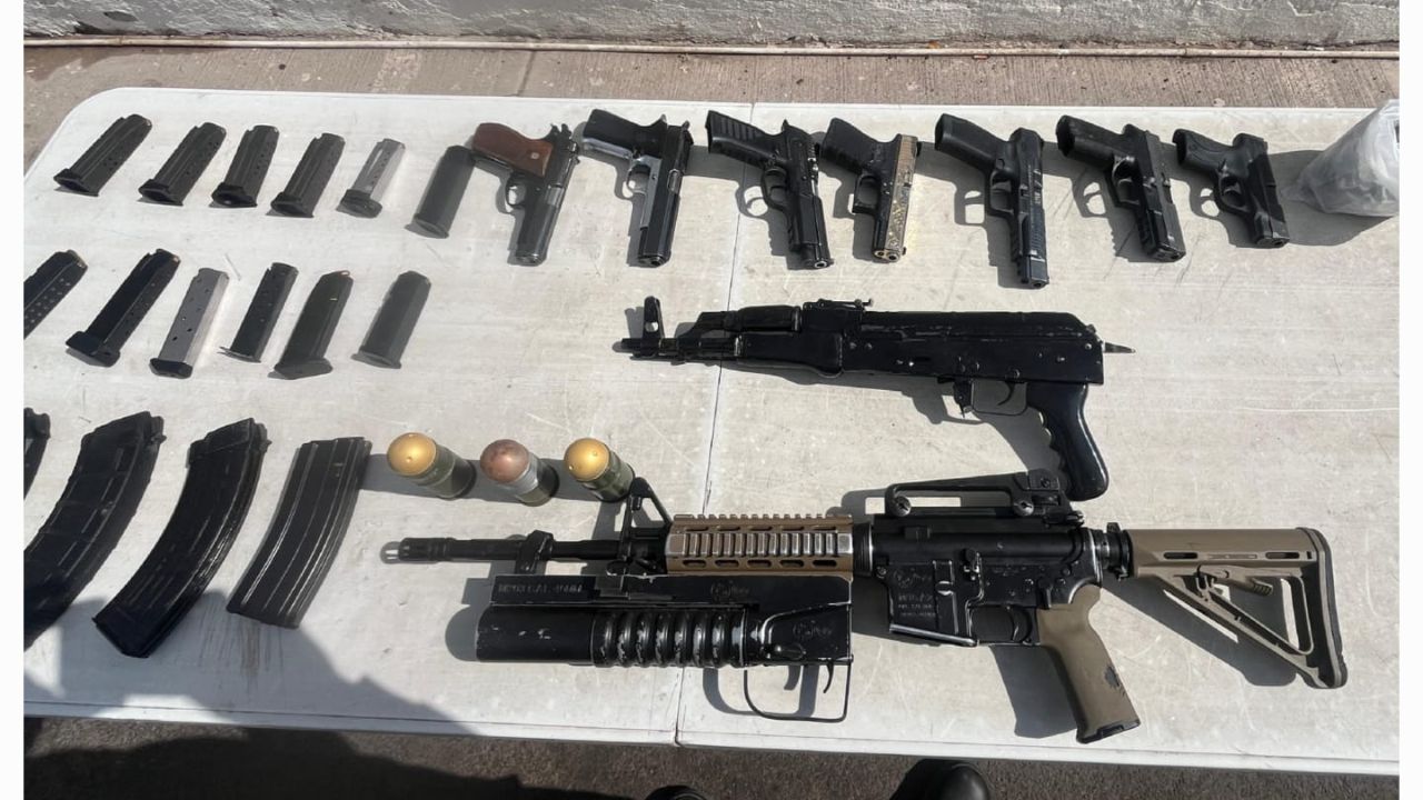 En Penal de Aguaruto, Sinaloa encuentran machetes y pistolas
