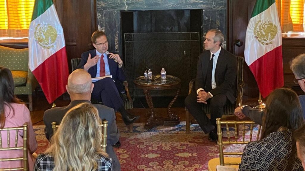 El Embajador de México se reunió con analistas del The Brookings Institution.