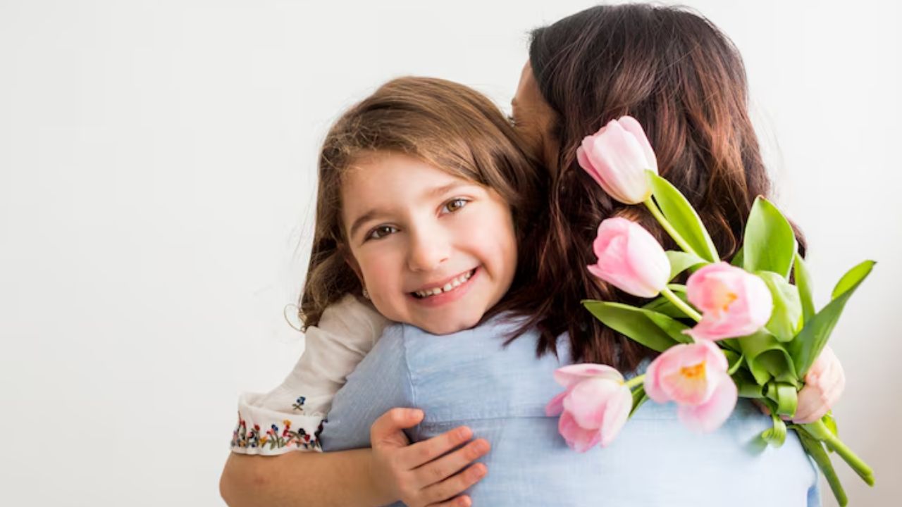 Ya casi es 10 de mayo, si estás dudoso sobre qué regalar a mamá, aquí te dejamos algunas recomendaciones de Profeco para elegir sabiamente.