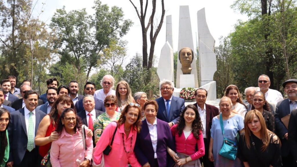 La Profedet le realizó un homenaje a la escritora chiapaneca, Rosario Castellanos.