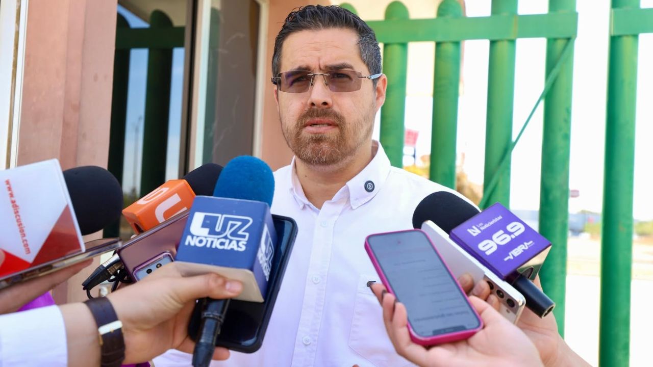 14 menores resultaron intoxicados con anfetaminas en El Dorado, Sinaloa, tras consumir presuntamente una bebida en festejo del Día del Niño.