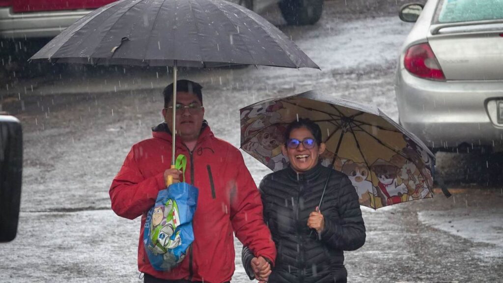 La Tormenta Tropical 'Alvin' traerá viento y mucha lluvia al territorio mexicano.