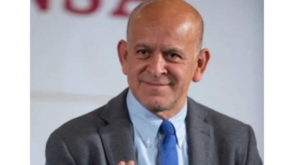 Con 24 votos a favor y 8 en contra, se ratifica a Juan Antonio Ferrer Aguilar, como embajador y representante permanente de México ante la 
UNESCO; padres de niños con cáncer se oponen a nombramiento