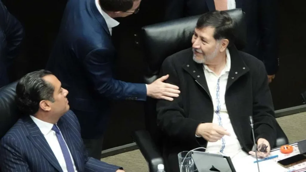 Los activistas denunciaron que el presidente de la Mesa Directiva del Senado de la República, cruzó una línea que no se puede ignorar.