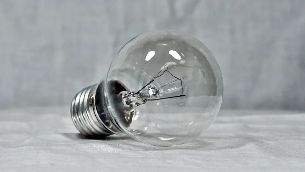 ¿Tu recibo de luz te llega carísimo? Checa estas recomendaciones de la Profeco para reducir el gasto del consumo de energía eléctrica en tu hogar.