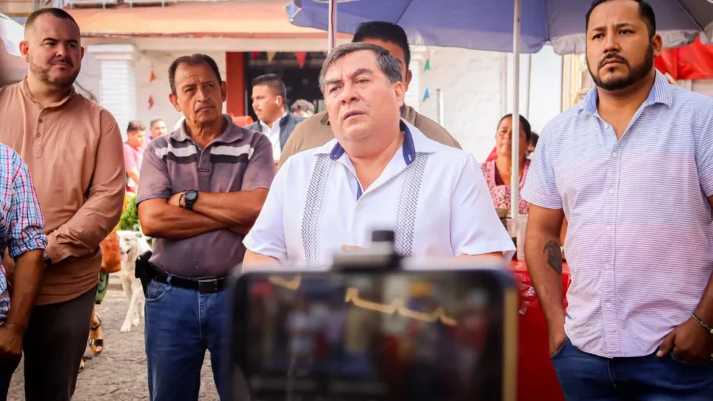 El presidente municipal de Tacámbaro murió en un hospital tras un ataque con arma de fuego.