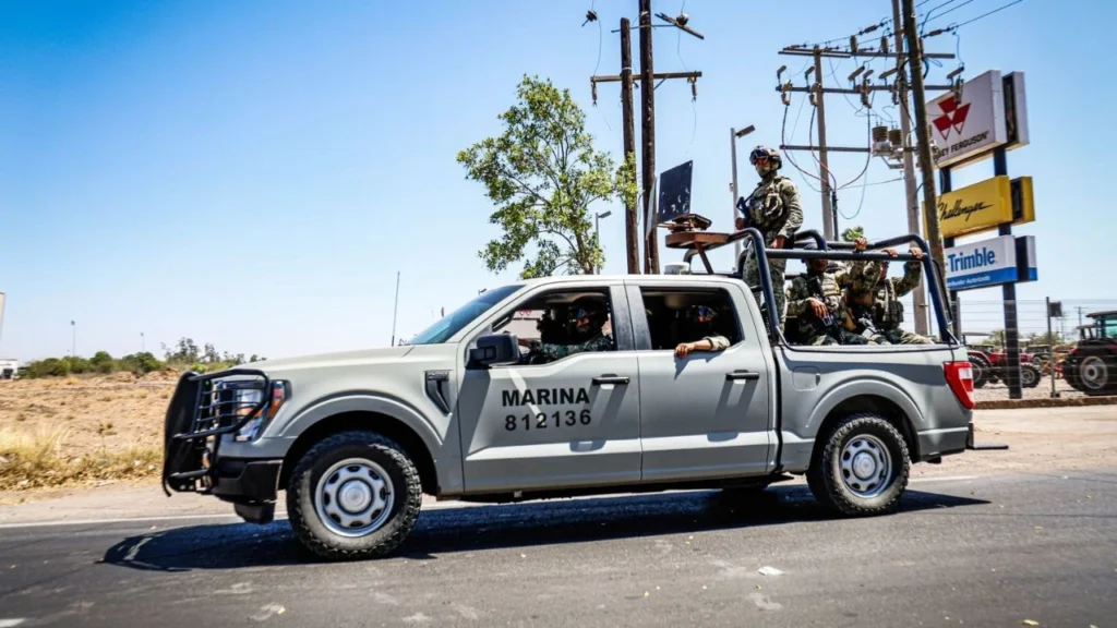 Autoridades de Sinaloa informaron que una pelea entre reos del Centro Penitenciario de Aguaruto dejó un fallecido y tres heridos.