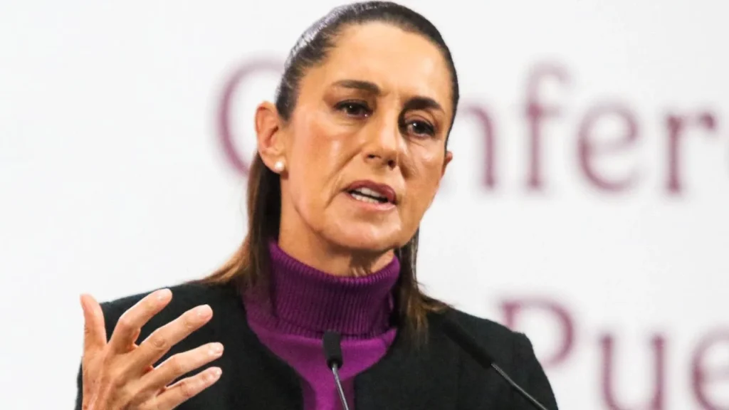 Claudia Sheinbaum durante la Mañanera del Pueblo
