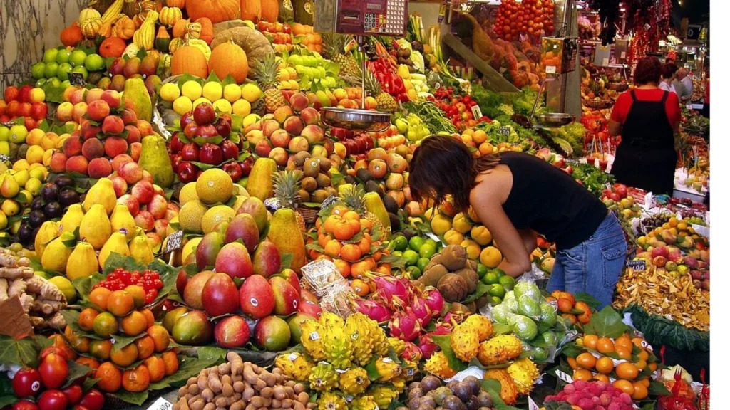 Cuando las frutas y verduras  están de temporada tienen mejor frescura, lo que se traduce en un sabor y una calidad incomparables. 