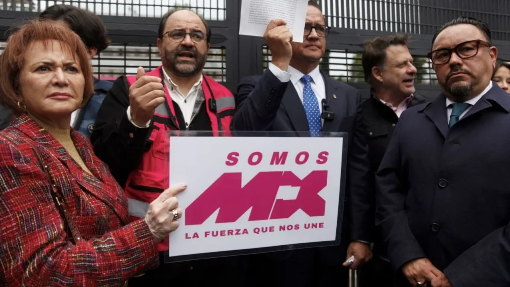 Emilio Álvarez Icaza, miembro de Somos México, acusó directamente a Julio Berdegué de Agricultura de ordenar el boicot.