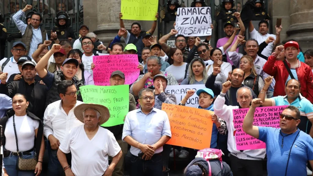 Autoridades alertaron a la población ante la mega marcha de mercados públicos.